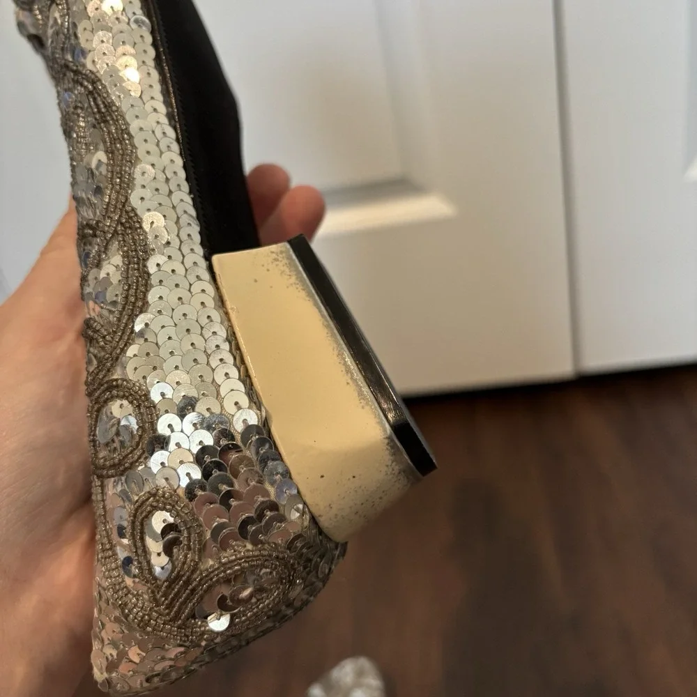 Dolce by‎ Pierre Sz 9.5 Womens Flata Silver Sequin Party Glitter Clubwear